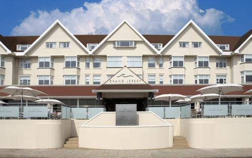 ST-SGL-U02-RO Grand Jersey Hotel and Spa
